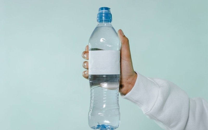 水道水をペットボトルに入れて保存する際の注意事項