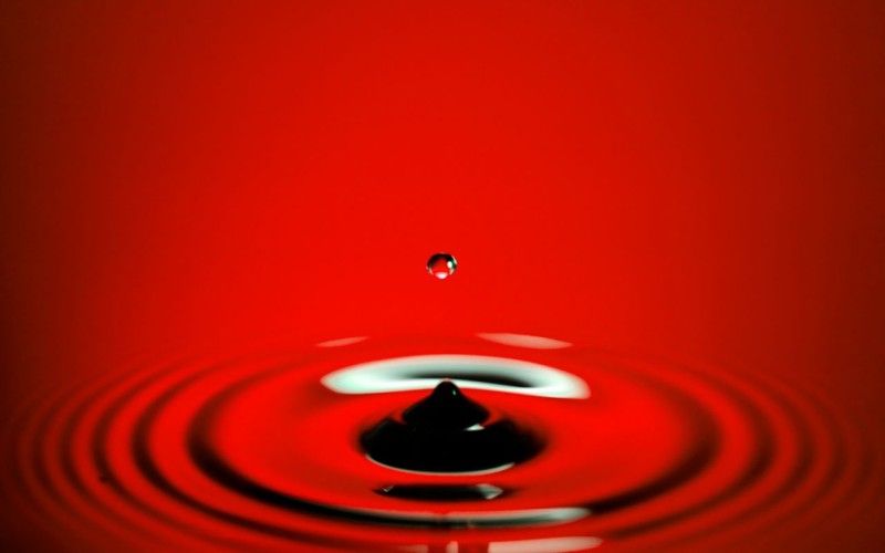 水道水が赤茶色に濁る「赤水」の原因と対処法